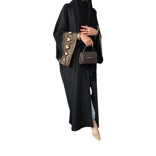 طقم عباية نسائي، قطعتان