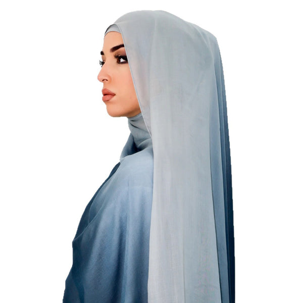 حجاب نسائي طويل، خفيف الوزن ولكنه أنيق